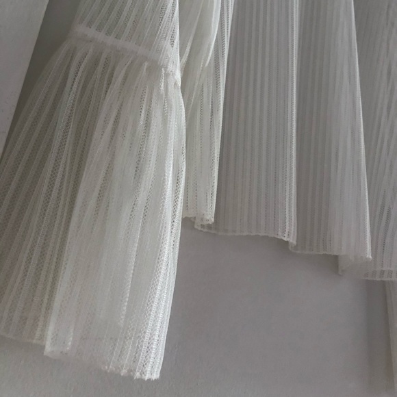 babaton bell sleeve blouse - Picture 3 of 3